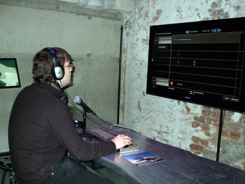 rockheiminteractive1 Me playing with some mixing software at Rockheim. Photo: David Nikel.