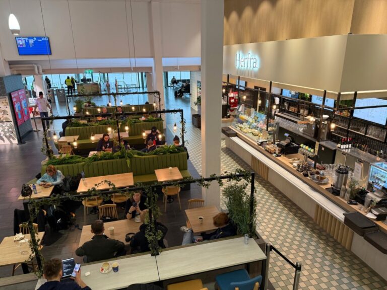 ‘Herfra’ bar and cafe in the international part of Trondheim Airport. Photo: David Nikel.