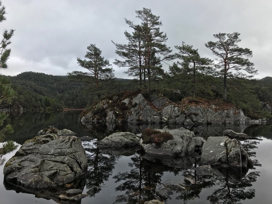 A picturesque rest stop on the western edge of Stord Island in Norway