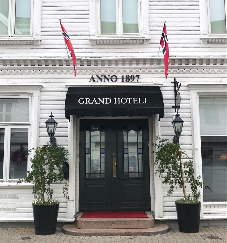 Entrance to the Grand Hotel in Flekkefjord. Photo: David Nikel.
