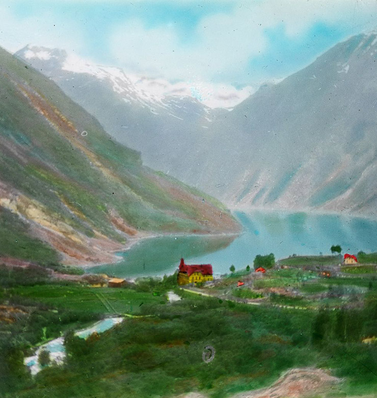 Geiranger tinted slide from around the year 1900