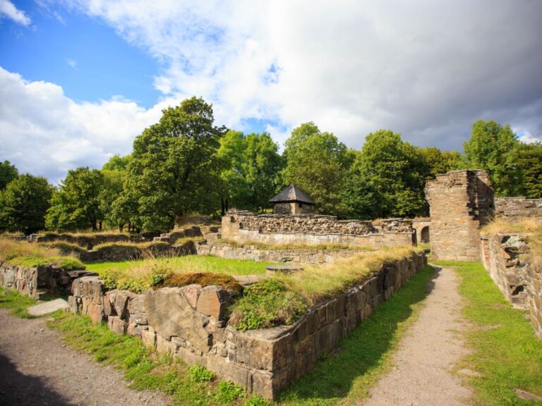 Monastery ruins at Hovedøya island, Oslo. Photo: Inna_in_art / Shutterstock.com.