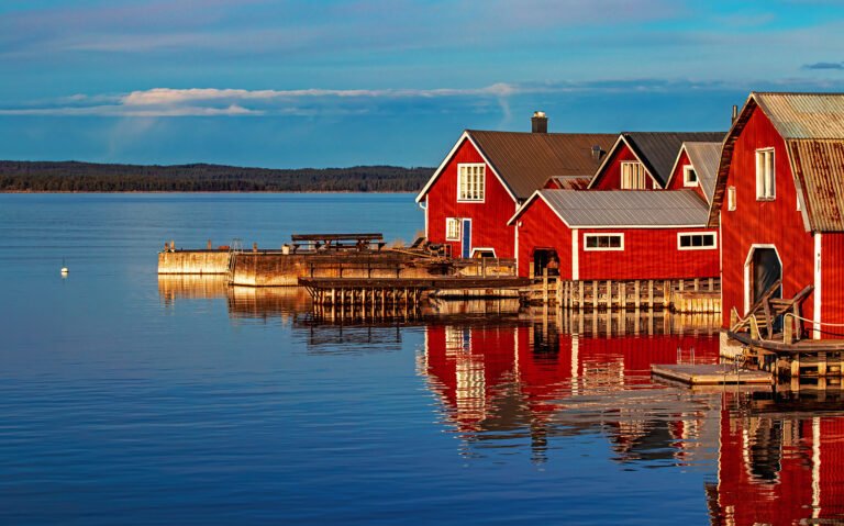 Red lakeside cabins in Sweden, Scandinavia.