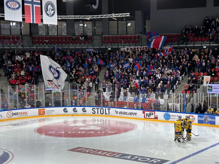 Klanen at Vålerenga Hockey game
