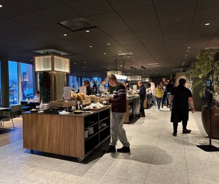 Breakfast room at Scandic Hamar hotel. Photo: David Nikel.