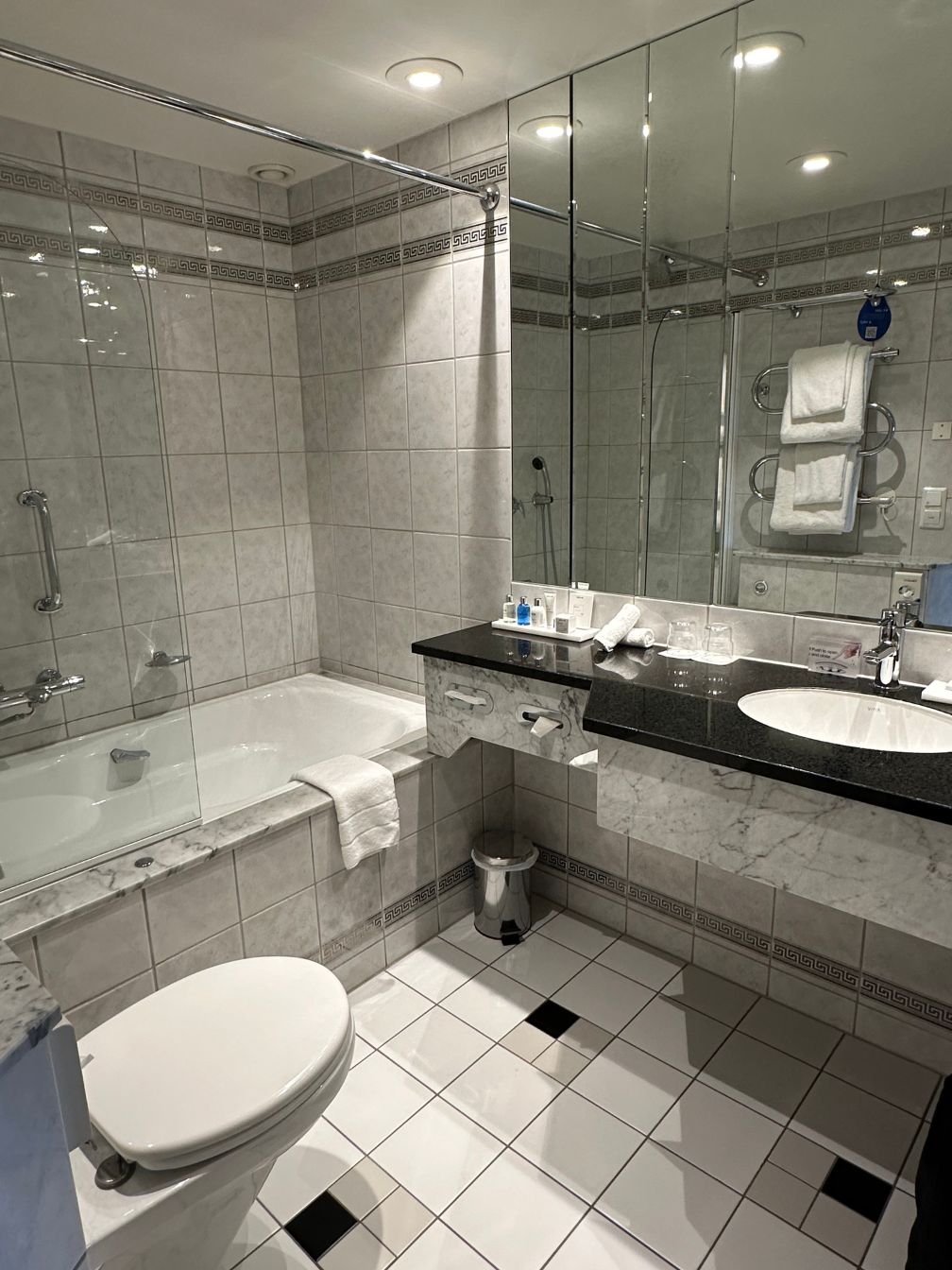 Bathroom in an Oslo Plaza Hotel guest room. Photo: David Nikel.