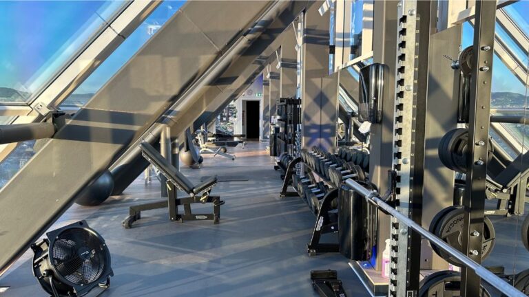 Fitness room at Radisson Blu Plaza in Oslo. Photo: David Nikel.