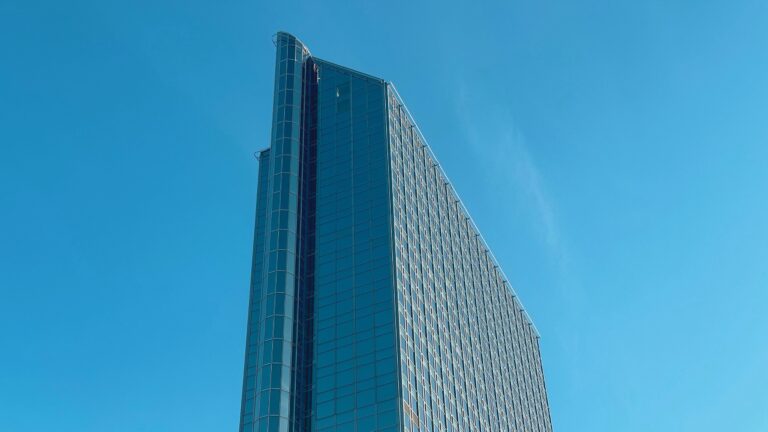 The striking exterior of Radisson Blu Plaza Hotel in Oslo. Photo: David Nikel.