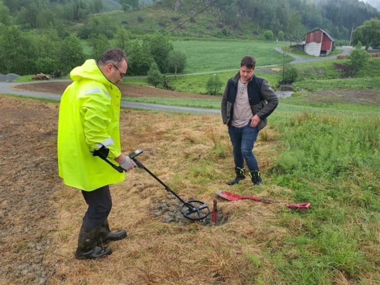 Archaeological investigations on the farm following the rare sword find. Photo: Rogaland County.