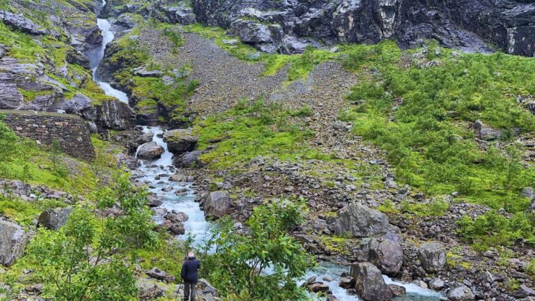 Rocky landscape around Trollstigen. Photo: David Nikel.