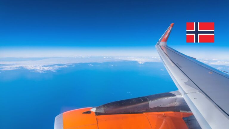 Easyjet plane with the Norwegian flag.