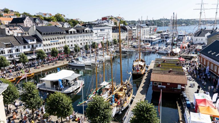 Arendal is busy during Arendalsuka. Photo: Mona Hauglid / Arendalsuka.