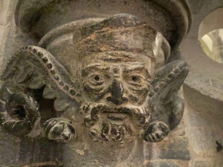 A sculpture inside Nidaros Cathedral. Photo: Nancy Bazilchuk, NTNU.
