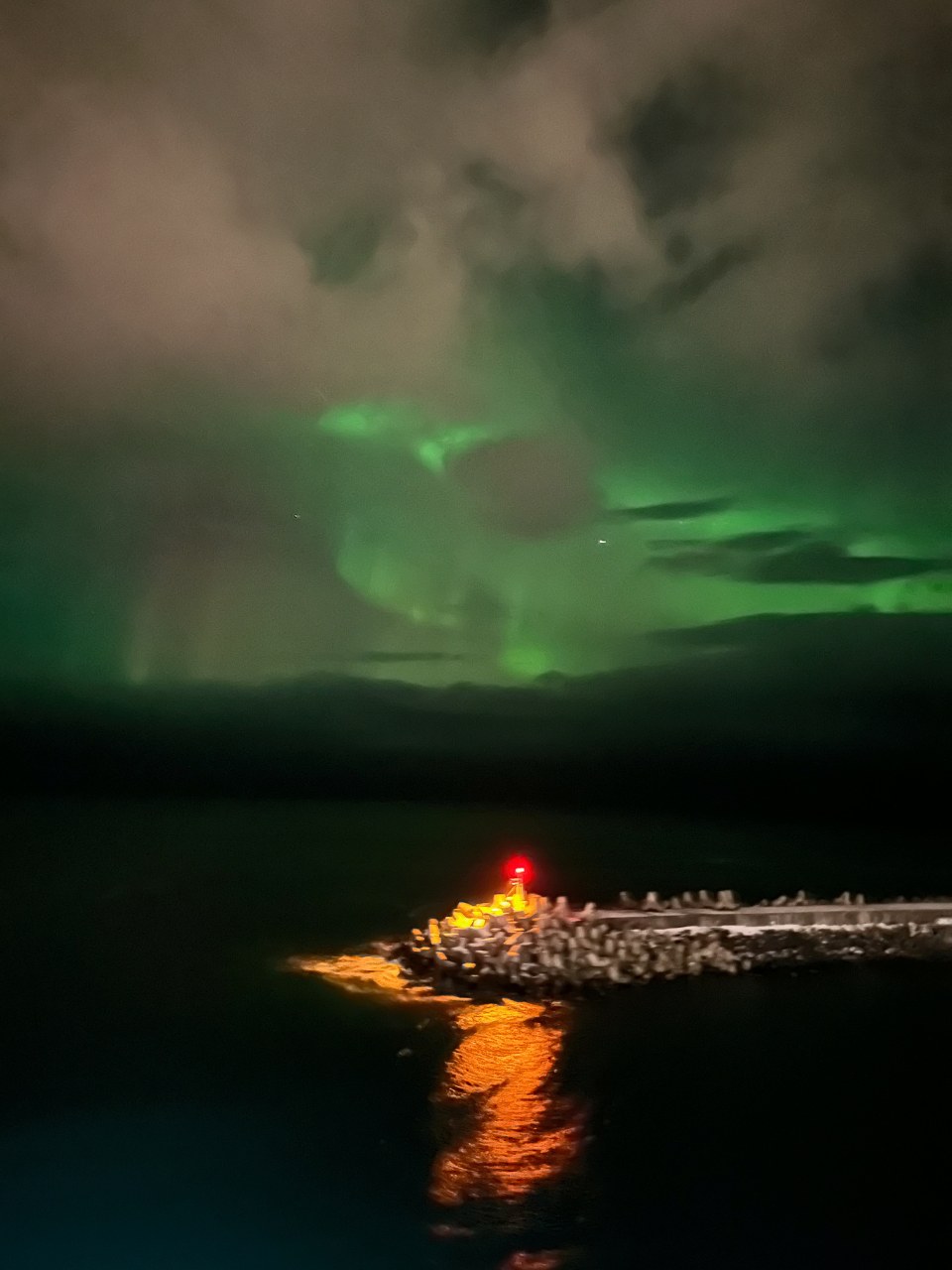 Northern lights in Berlevåg, Northern Norway. Photo: David Nikel.