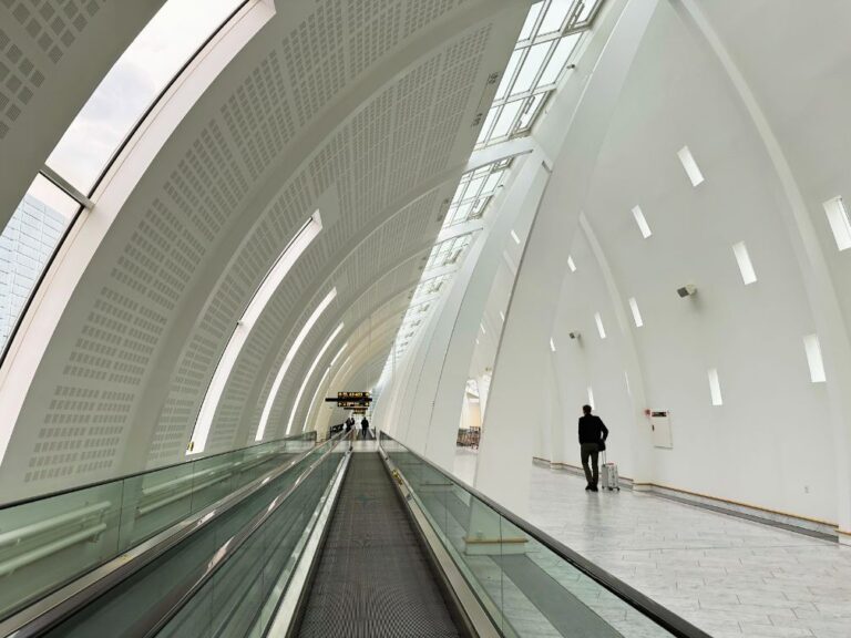 Interior of Copenhagen Airport. Photo: David Nikel.