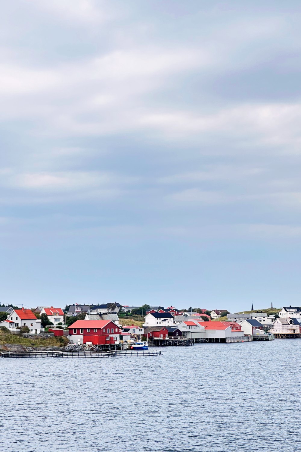 Træna fishing village harbour. Photo: David Nikel.