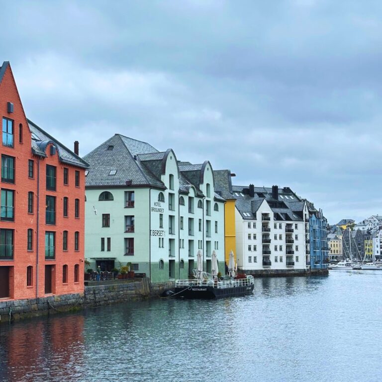 Colourful buildings in Ålesund. Photo: David Nikel.