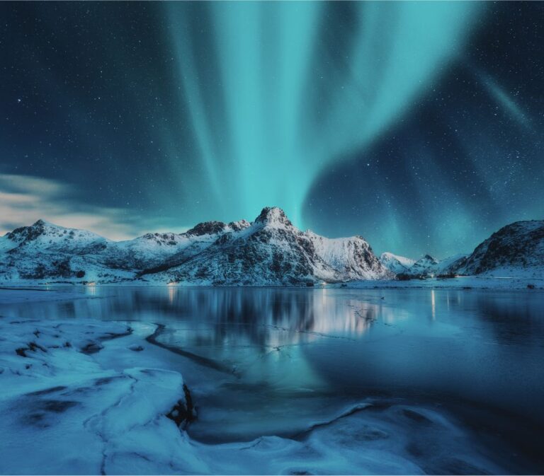 Aurora display in Lofoten.