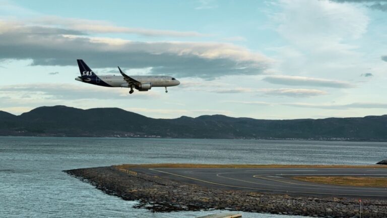 SAS plane landing at Alta Airport. Photo: David Nikel.