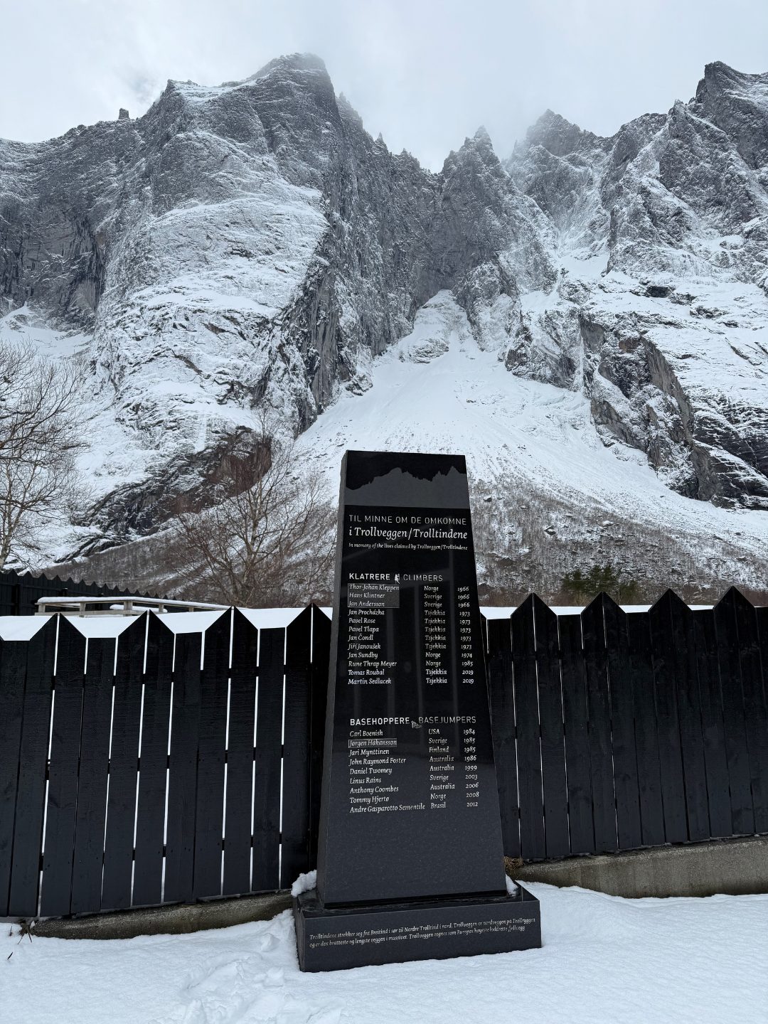 Memorial stone at Trollveggen. Photo: David Nikel.